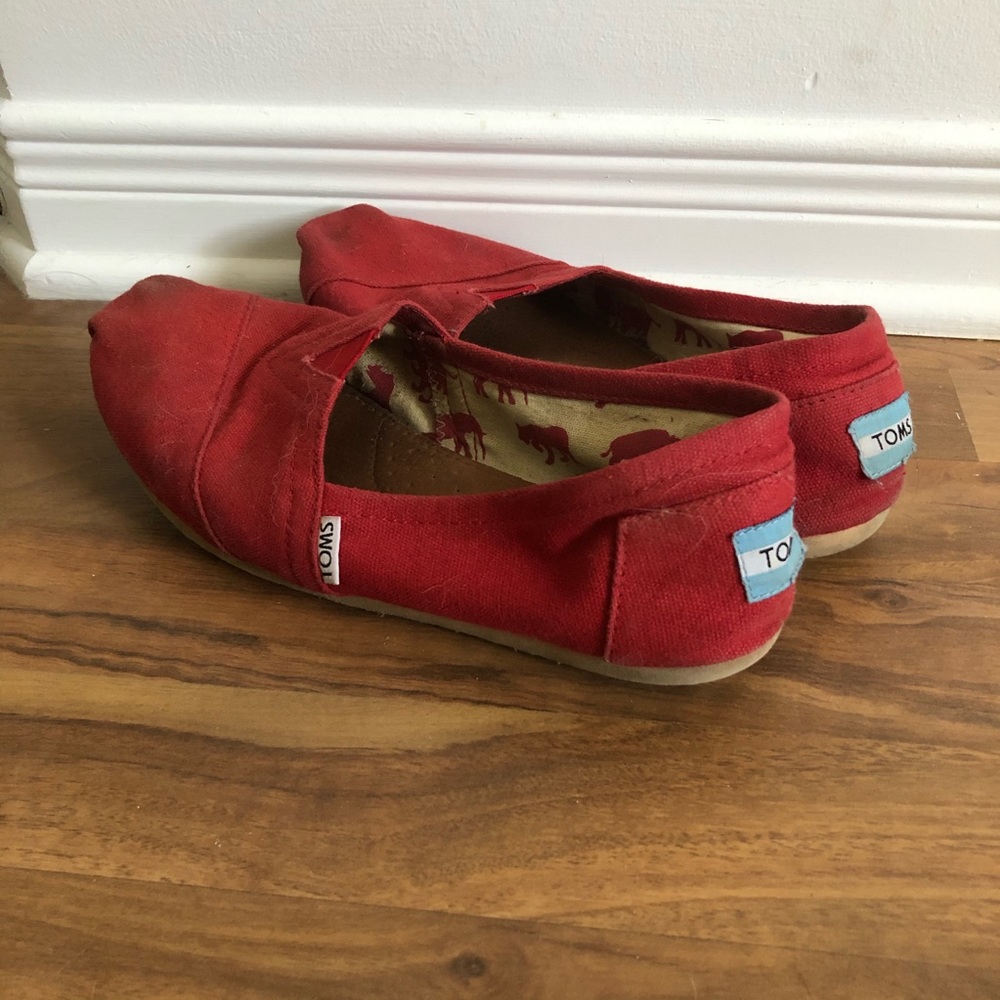 Red Toms - Picture 1 of 2